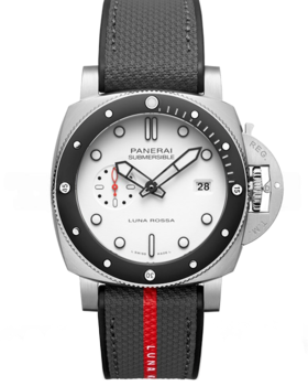 Часы Panerai Submersible Luna Rossa PAM01579